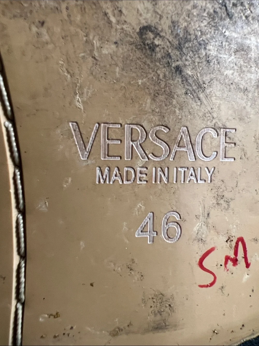 Versace - Picture 12 of 15